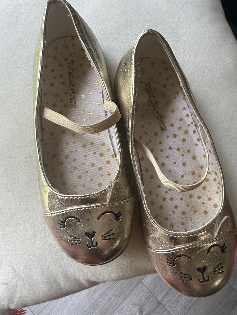 Tucker + Tate Metallic Gold Cat Face Girls Ballet Flats size 12
